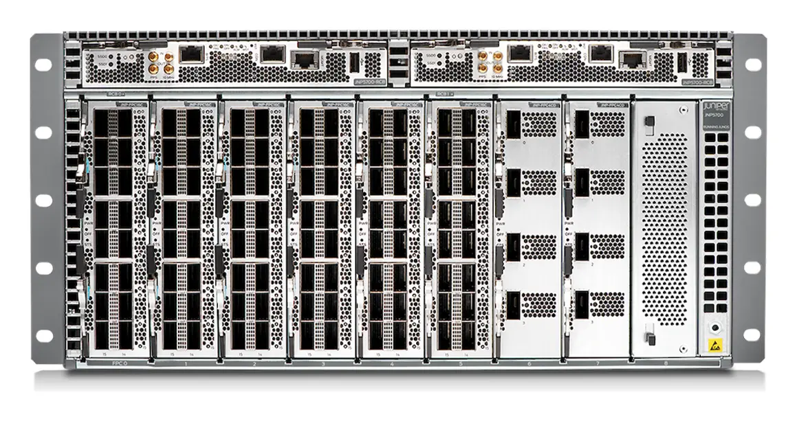 Juniper QFX5700-BASE-AC Veri Merkezi Switch